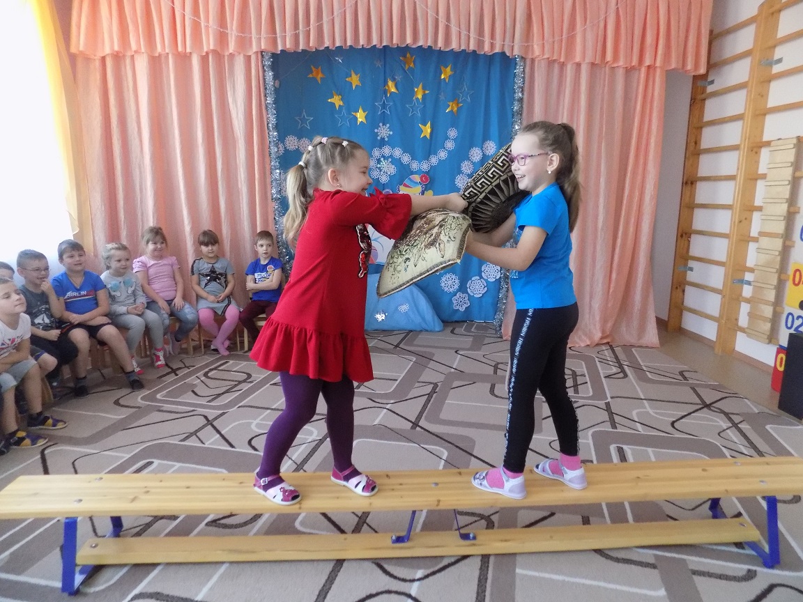 Праздник «Молодецкие забавы» Праздник «Молодецкие забавы»